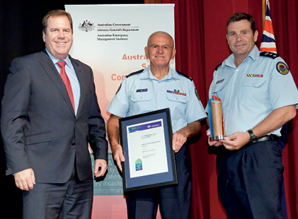 Photograph of the Hon Robert McClelland with award winners from NSW State Emergency Service