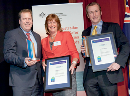 Photograph of the Hon Robert McClelland with award winners from SES Agencies and Australasian Fire and Emergency Services Authorities Council